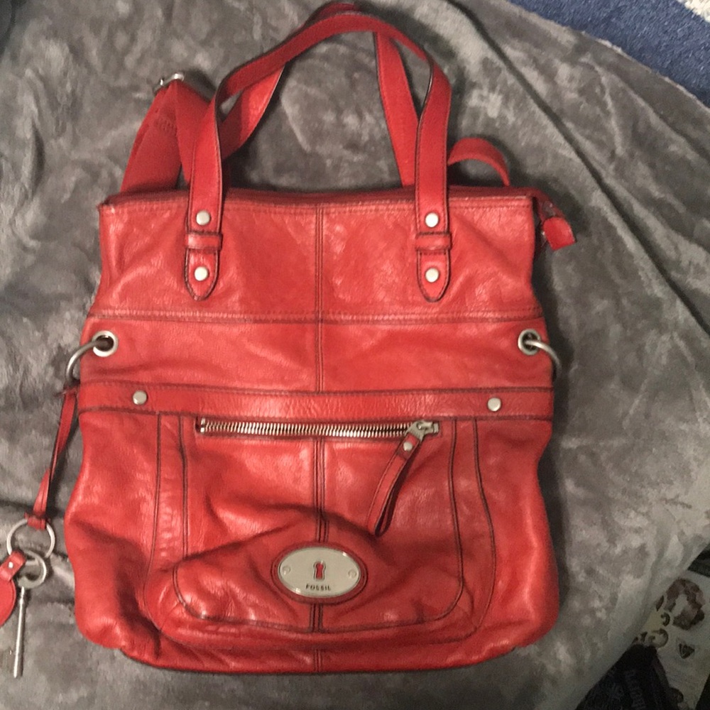 Fossil tote